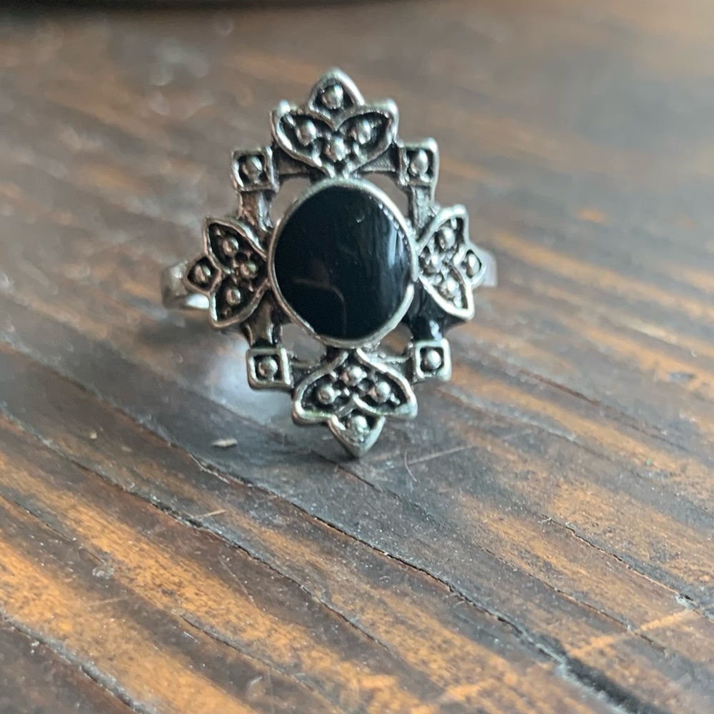 ✨NWT✨Medium Tourmaline Sterling Silver stacking fashion Ring✨